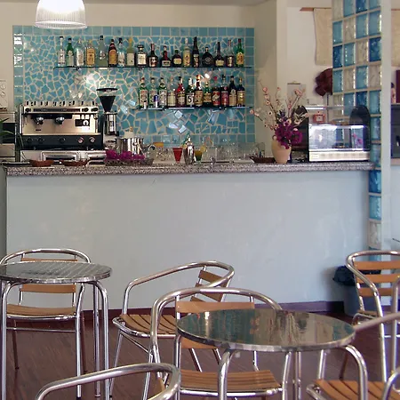 Meta 3* 圣特雷莎加卢拉