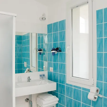 Meta 3* サンタ・テレーザ・ガッルーラ