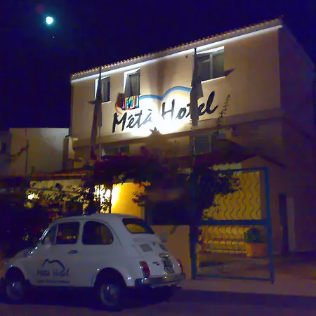 Hotel Meta