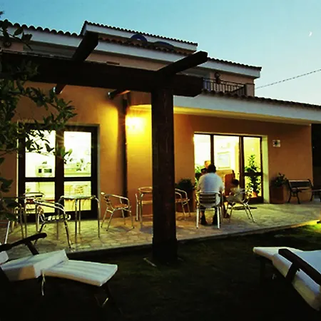 Meta Hotell 3*